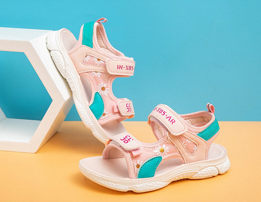 Dép Sandal hoa cúc bé gái , sandal đi học bé gái SD117