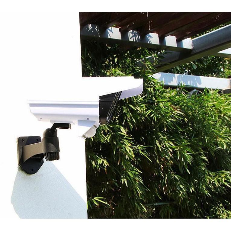 Đèn Led Năng Lượng Mặt Trời Jd-2178T Giả Giống Camera Ngoài Trời Chống Trộm - Hàng Loại 1