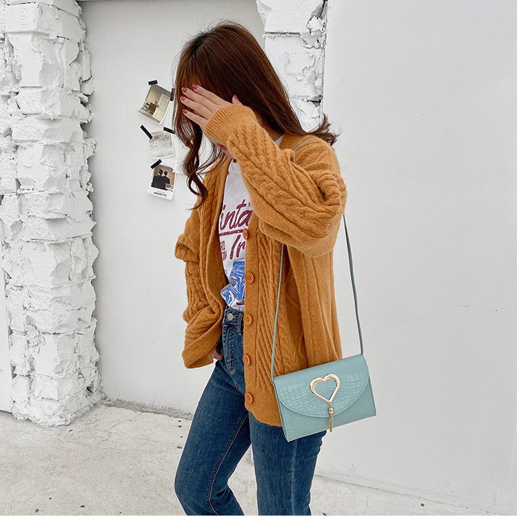 Túi Đeo Chéo Nữ Thời Trang T87 Gắn Trái Tim