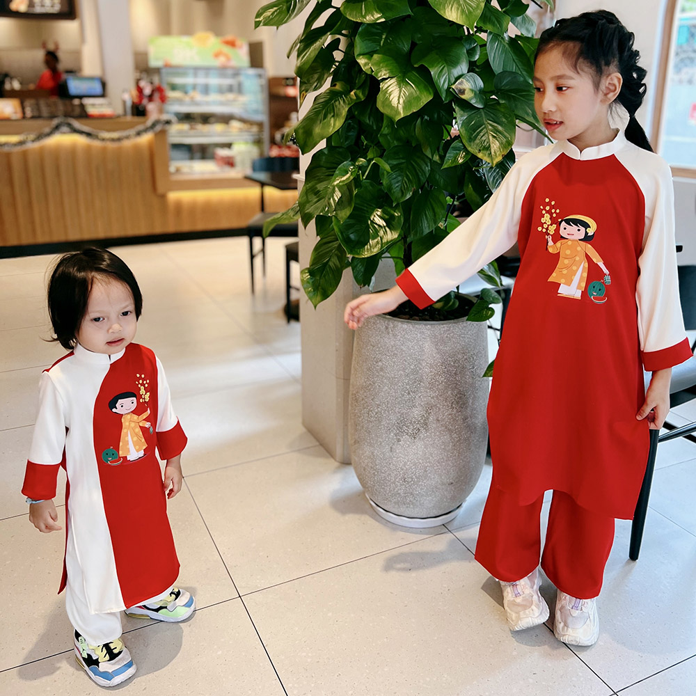 Áo dài đôi Bé Trai Bé Gái mặc cặp vải lụa chéo mềm màu đỏ in hình em bé Tết kèm quần suông MamLa TC204