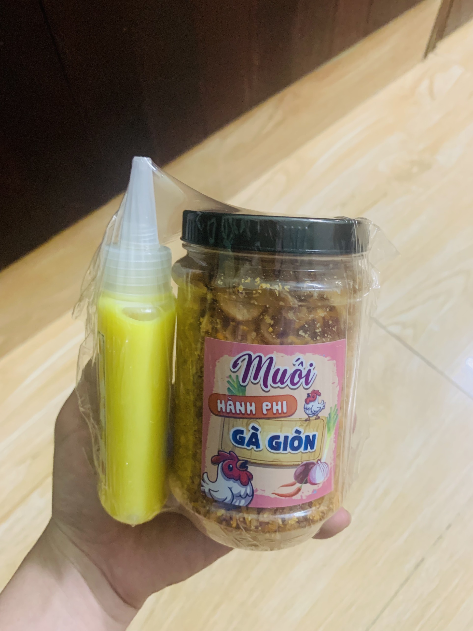 Combo bánh tráng phơi sương muối gà giòn hành phi + sốt bơ trứng