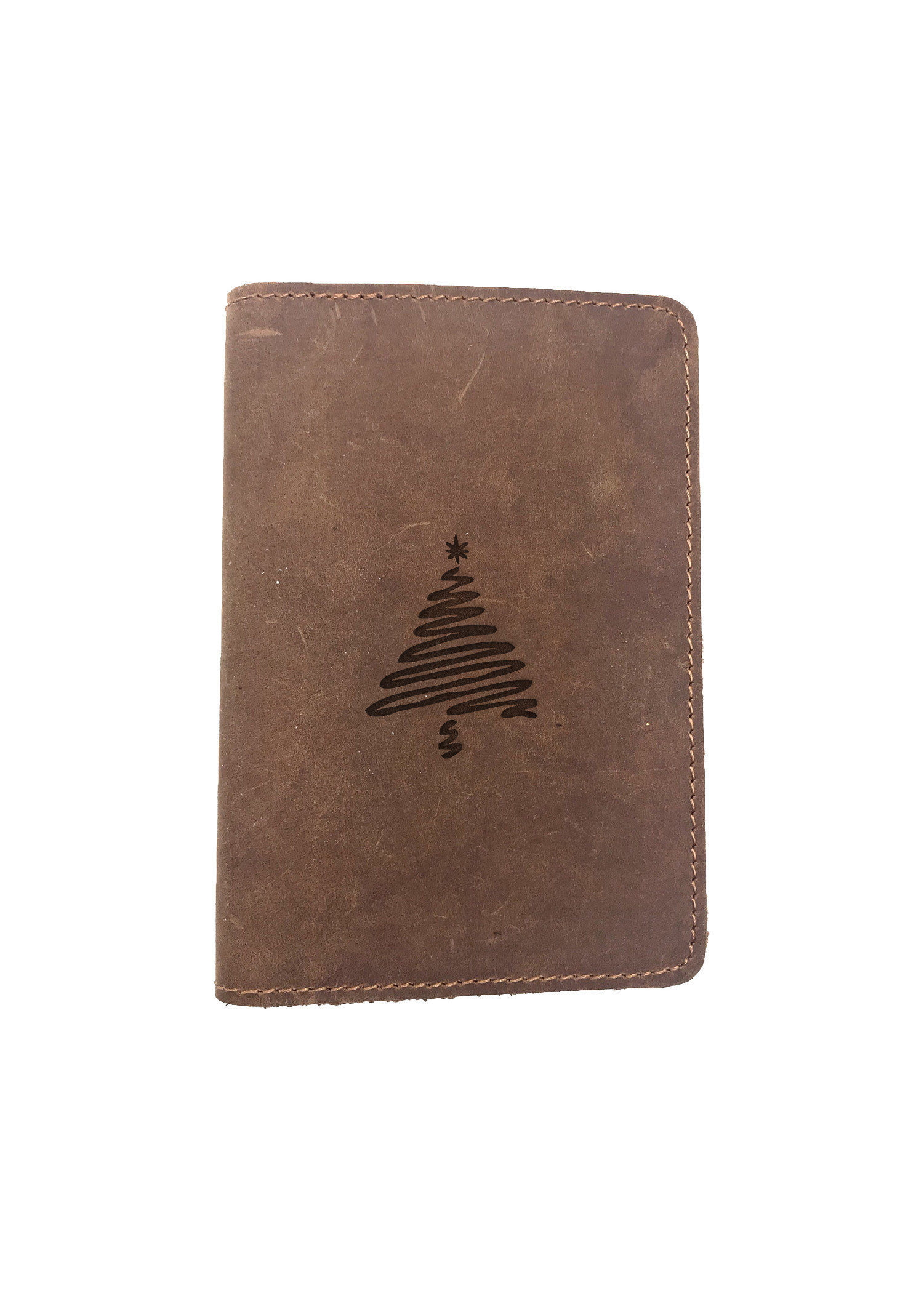 Ví passport NBFU x Passport Cover Da Sáp Khắc Hình Cây thông NOEL 3 Màu nâu (BROWN)