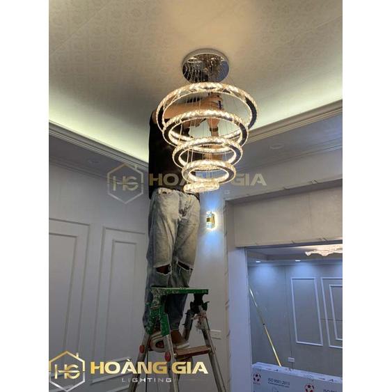 Đèn Thả Trần Đèn Thả Phòng Khách 5 Vòng Pha Lê Trang Trí Hiện Đại Kèm Điều Khiển Từ Xa