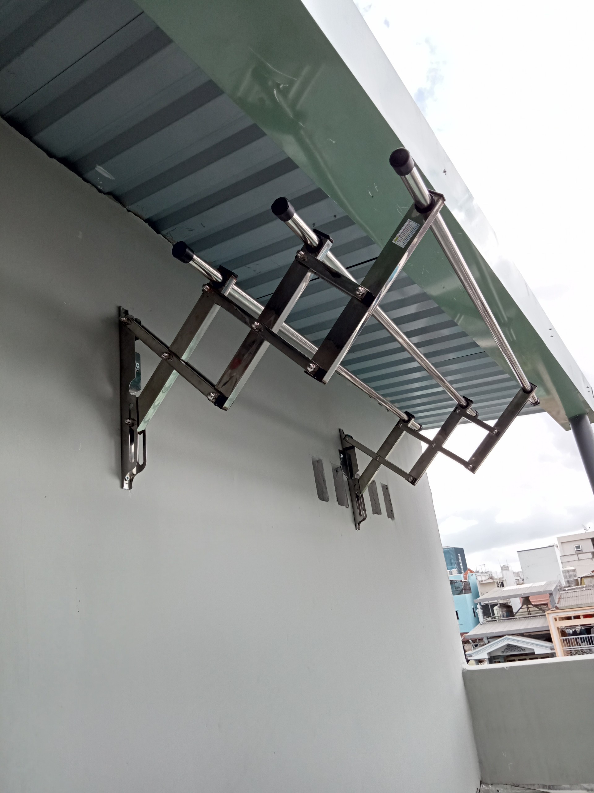 Giàn phơi xếp tường inox cao cấp có đầy đủ thanh phơi dài 1.5m, Giàn phơi thông minh, Giàn phơi quần áo, Giàn phơi đồ inox xếp gọn, giàn phơi gắn tường, giàn phơi Hoà Phát