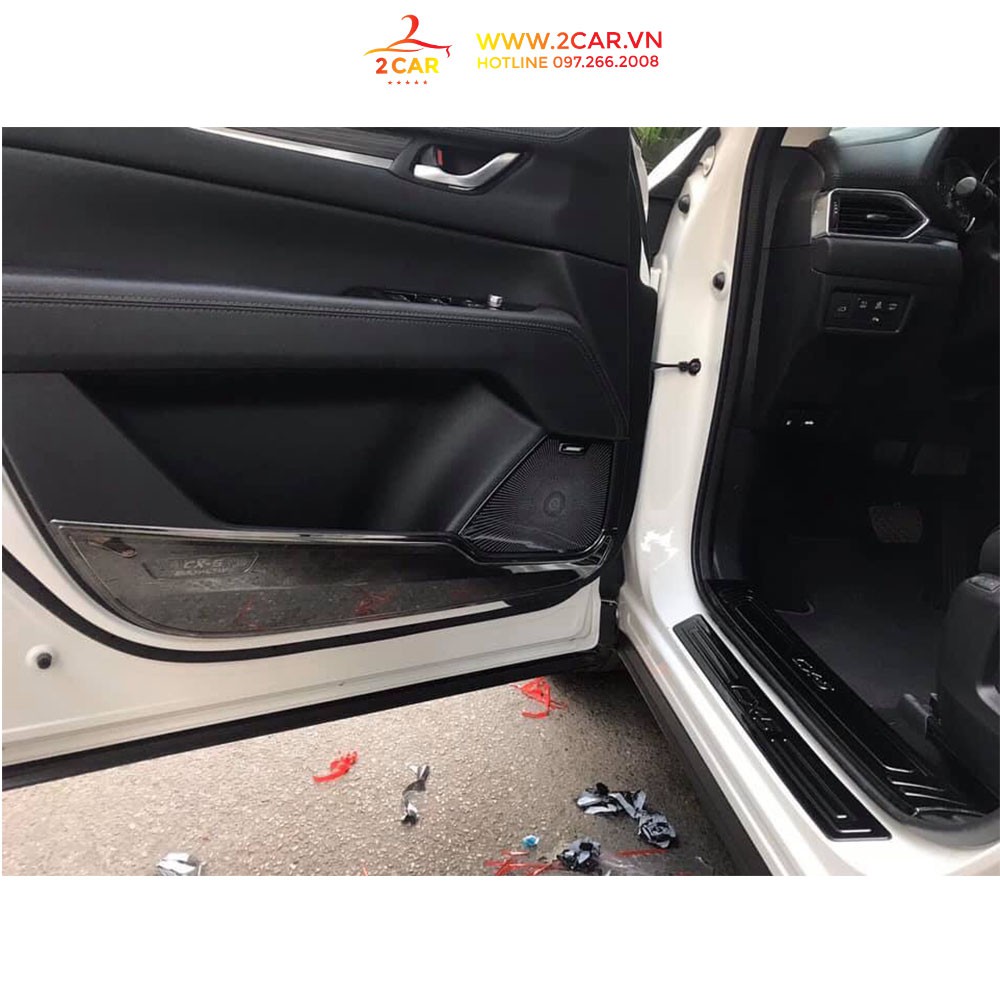 Ốp bậc cửa, nẹp bước chân Trong, Ngoài Xe Mazda Cx5 2018- 2020,2021 2022 chất liệu Titan