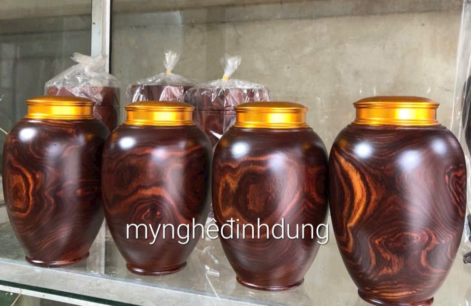 Hộp đựng trà chè bằng gỗ trắc kt cao 20x11cm