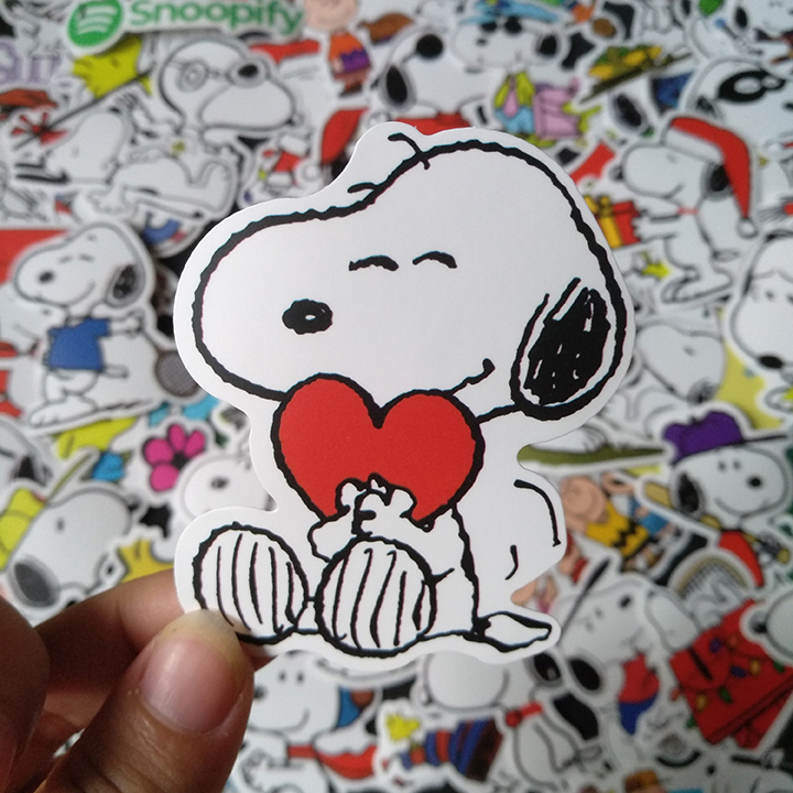 Bộ Sticker dán cao cấp chủ đề SNOOPY - Dùng dán Xe, dán mũ bảo hiểm, dán Laptop