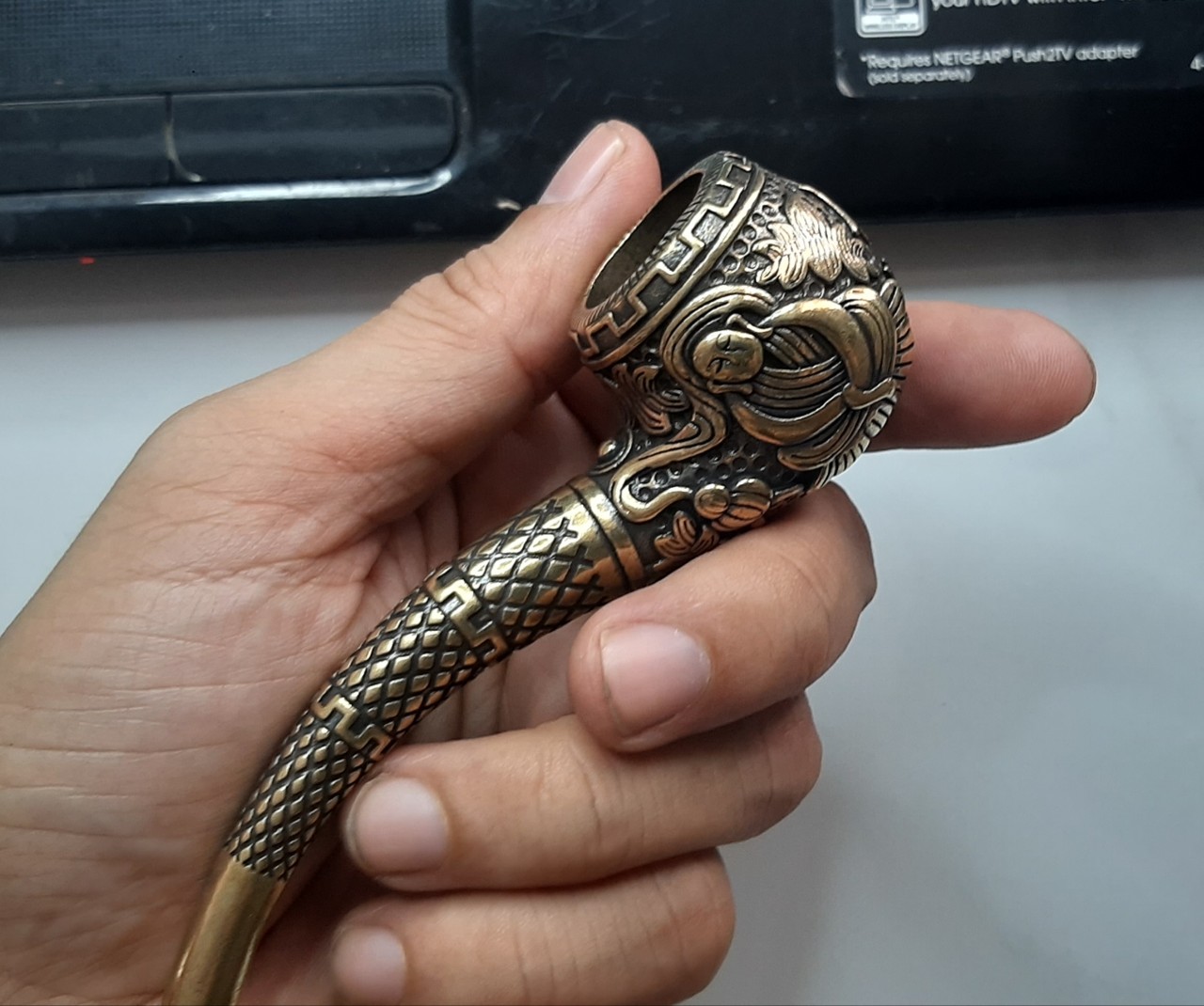 Tẩu thuốc đồng nguyên chất cao cấp khắc hình Phật | Shop Thành Nhi