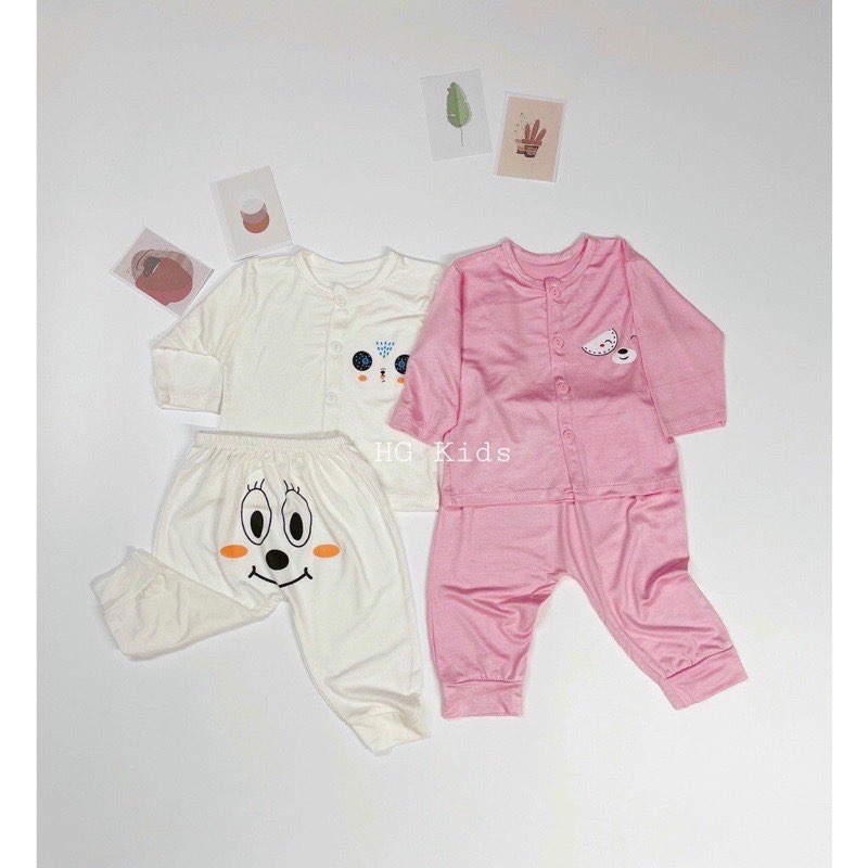 Bộ thun lạnh sơ sinh cúc giữa HG Kids thấm hút mồ hôi tốt, vải mềm mại thoải mái