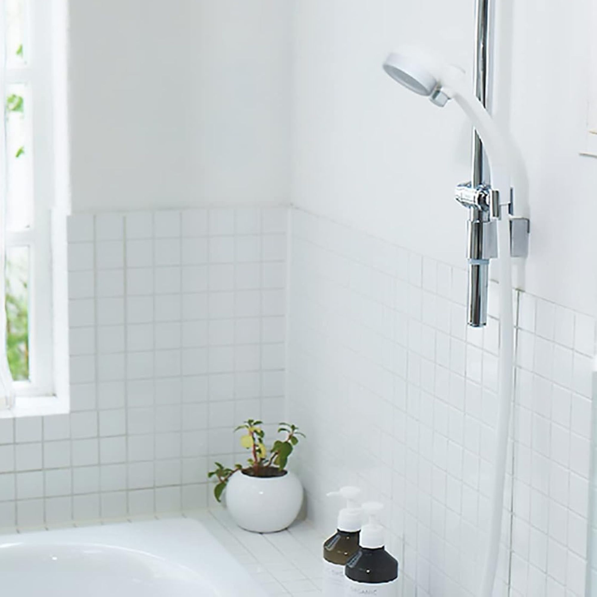 Bộ vòi sen tắm WT có nút dừng Takagi (JSB122AS)