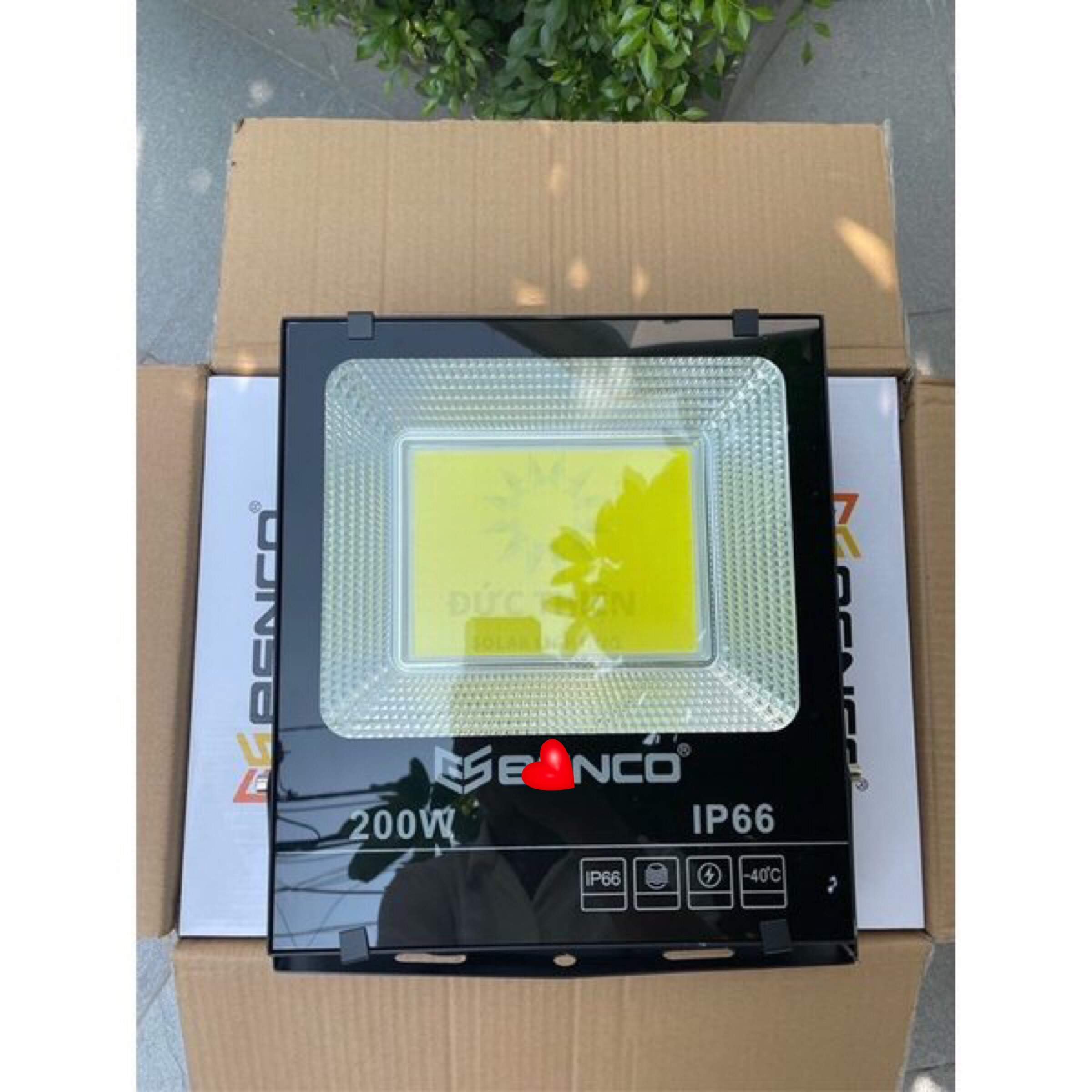 Combo 1 thùng 5 đèn pha led 200W chuẩn watt vỏ dày cao cấp chuyên công trình ngoài trời chống nước IP66
