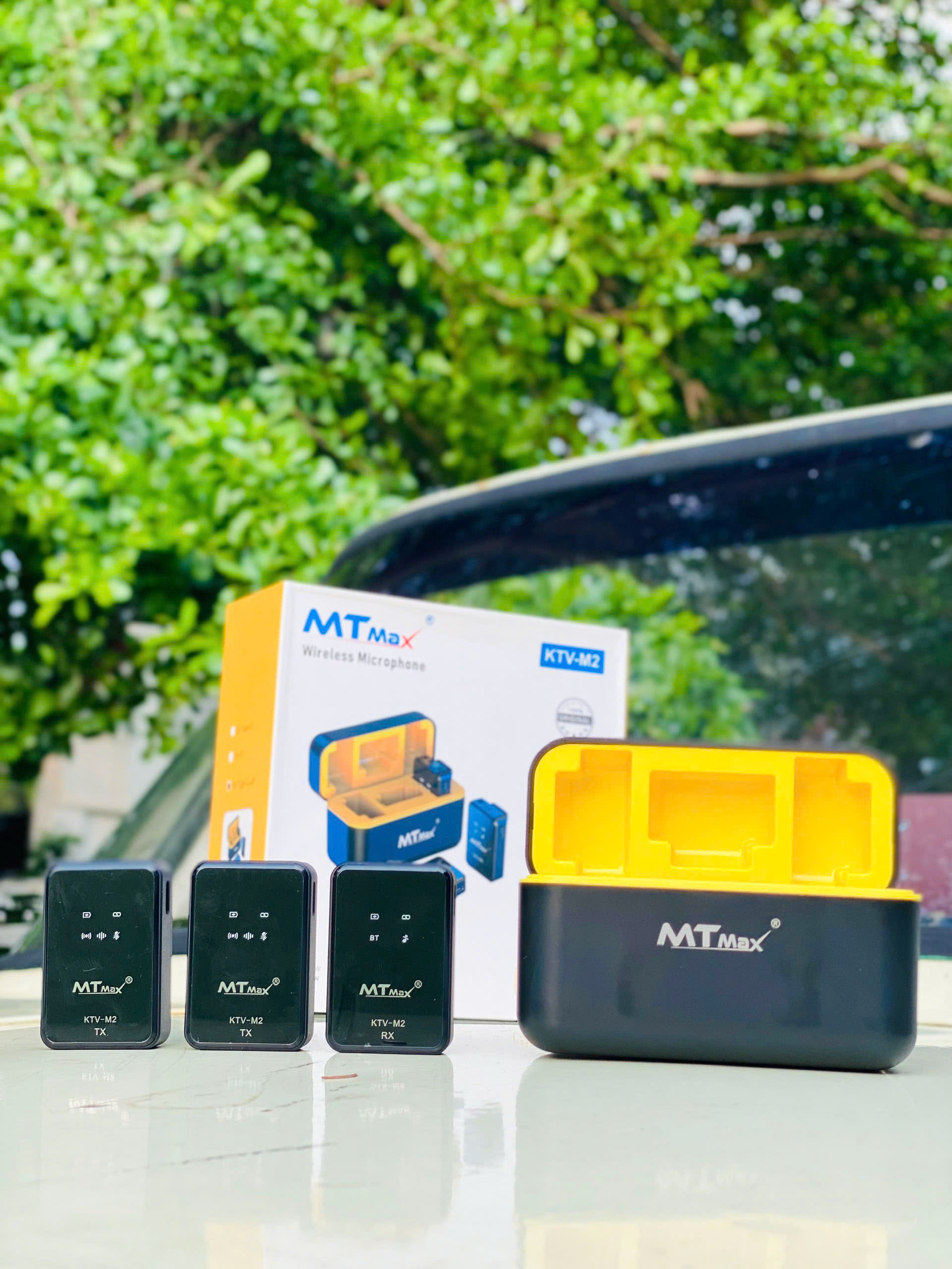 Wireless Microphone Không Dây MTMAX KTV-M2 - Đẳng Cấp Cho Mọi Sự Kiện Lớn - Thu Âm Tốt, Chống Nhiễu, Chống Ồn. Wireless 2.4G Lên Đến 40M - Livestream, Vloger, Video. Hàng Chính Hãng