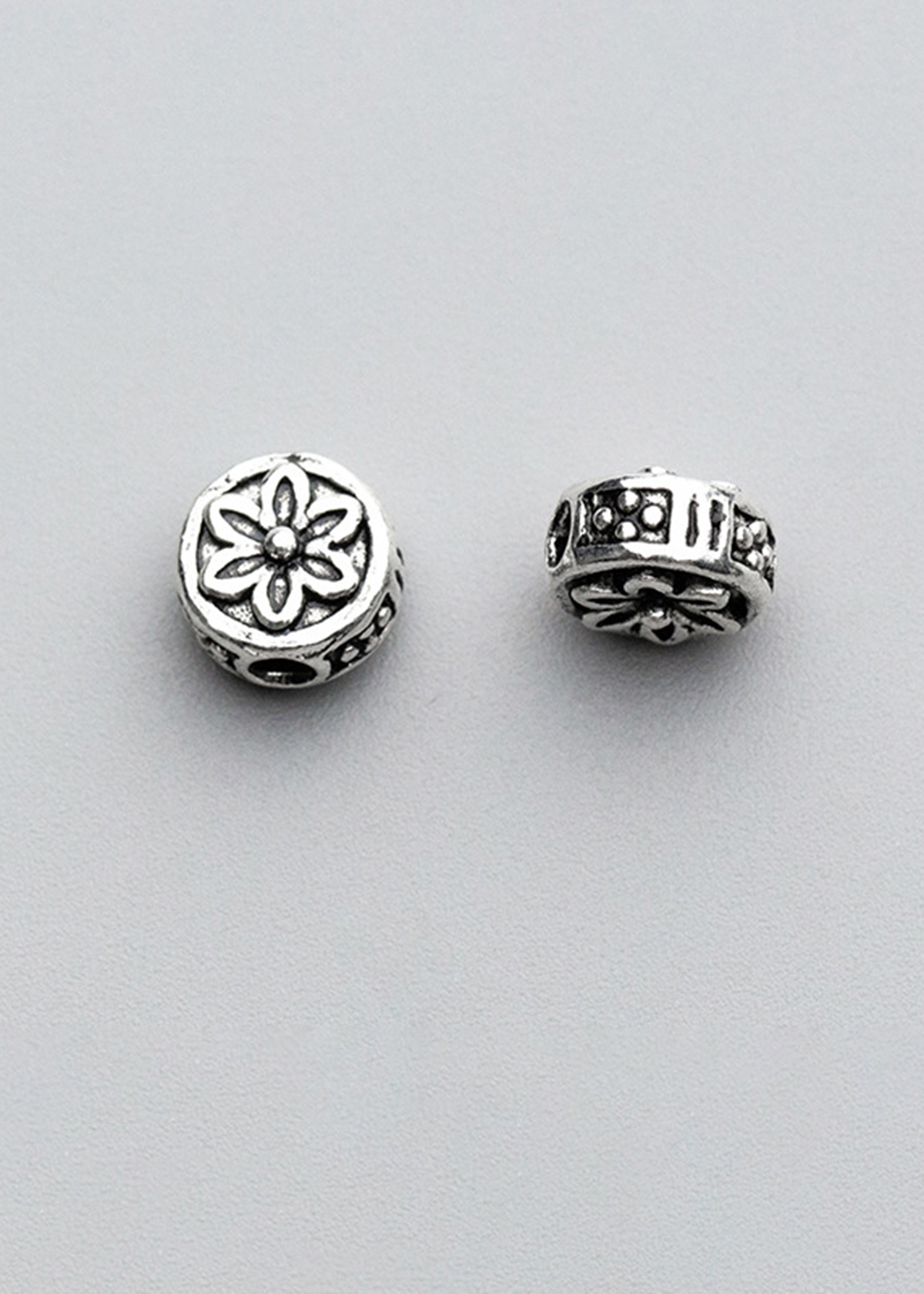 Combo 2 cái charm bạc hình hoa - Ngọc Quý Gemstones