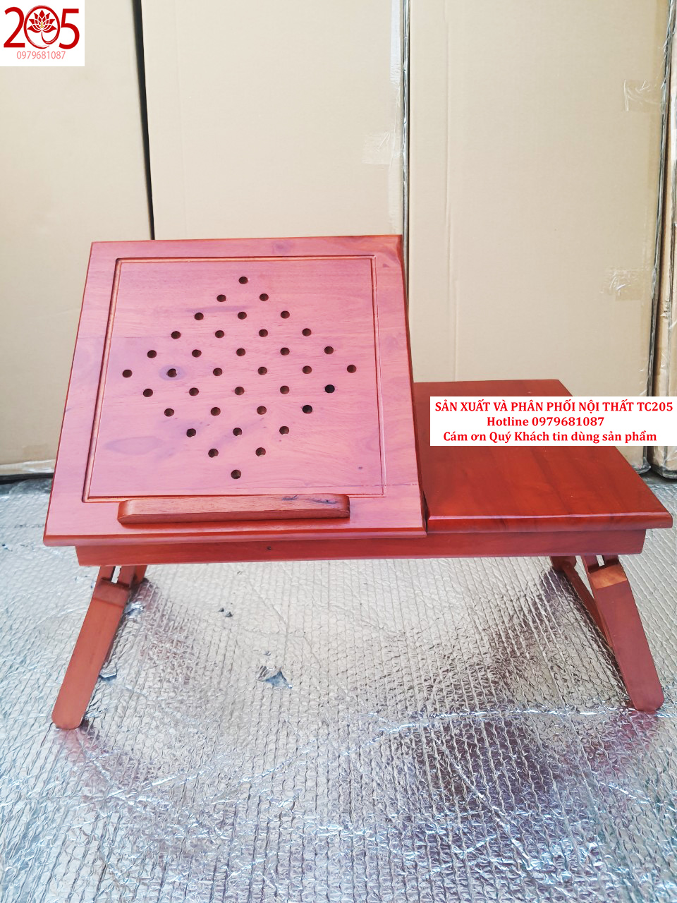 BÀN ĐỂ LAPTOP BẰNG GỖ - 205 TC WOODEN LAPTOP TABLE