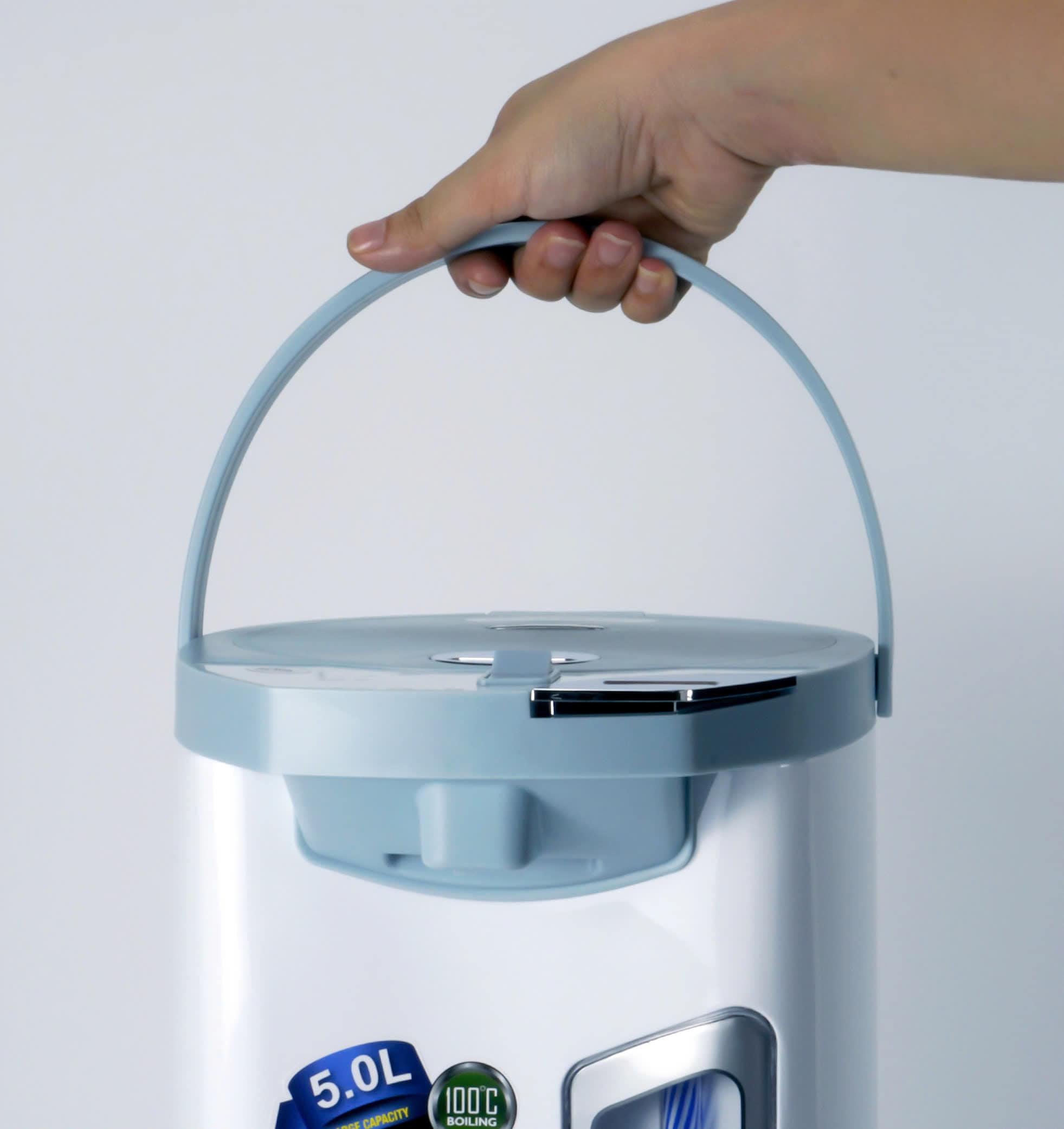 Bình Thuỷ Điện Gali GL-5050A Dung tích 5L nhỏ gọn, Thân bằng nhựa nguyên sinh cao cấp, lòng trong bằng Inox 304 dày chất lượng. Hàng chính hãng chất lượng cao bảo hành 24 tháng.