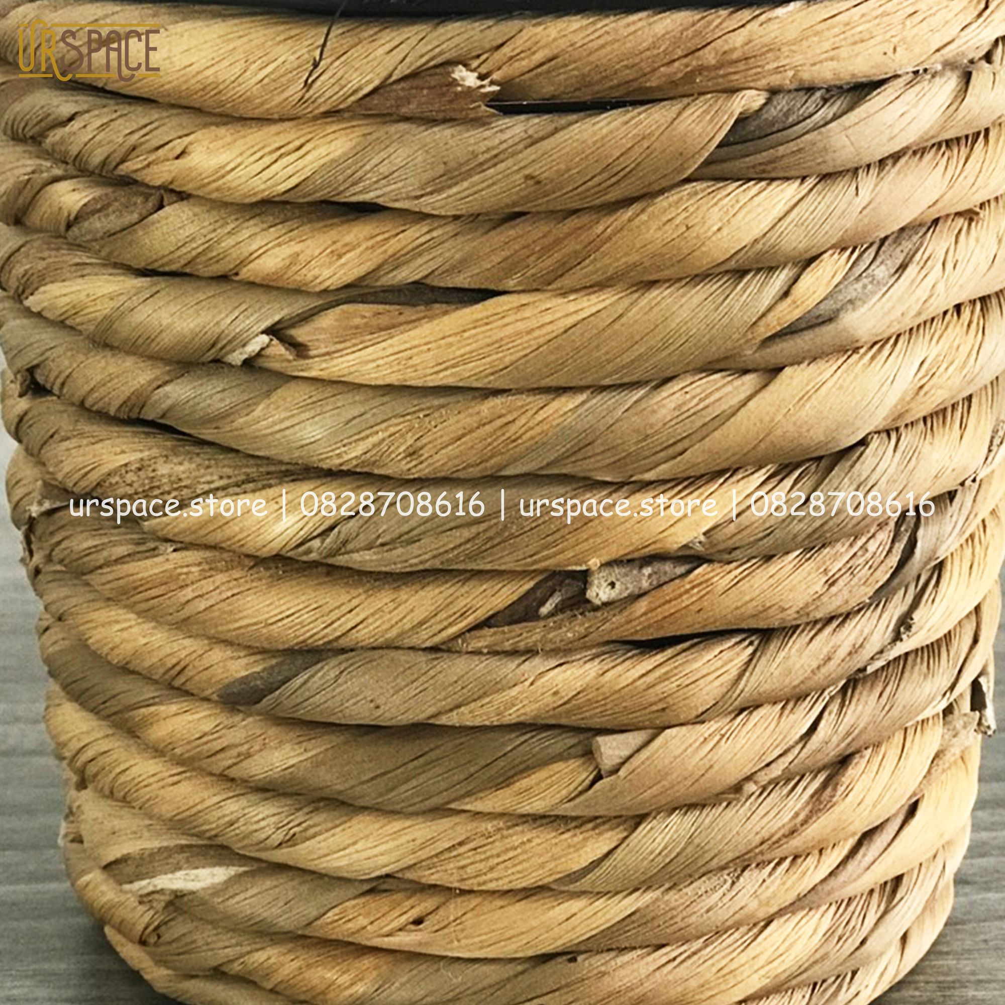 Chậu trồng cây lục bình hình tròn/ Hand-woven round hyacinth planter