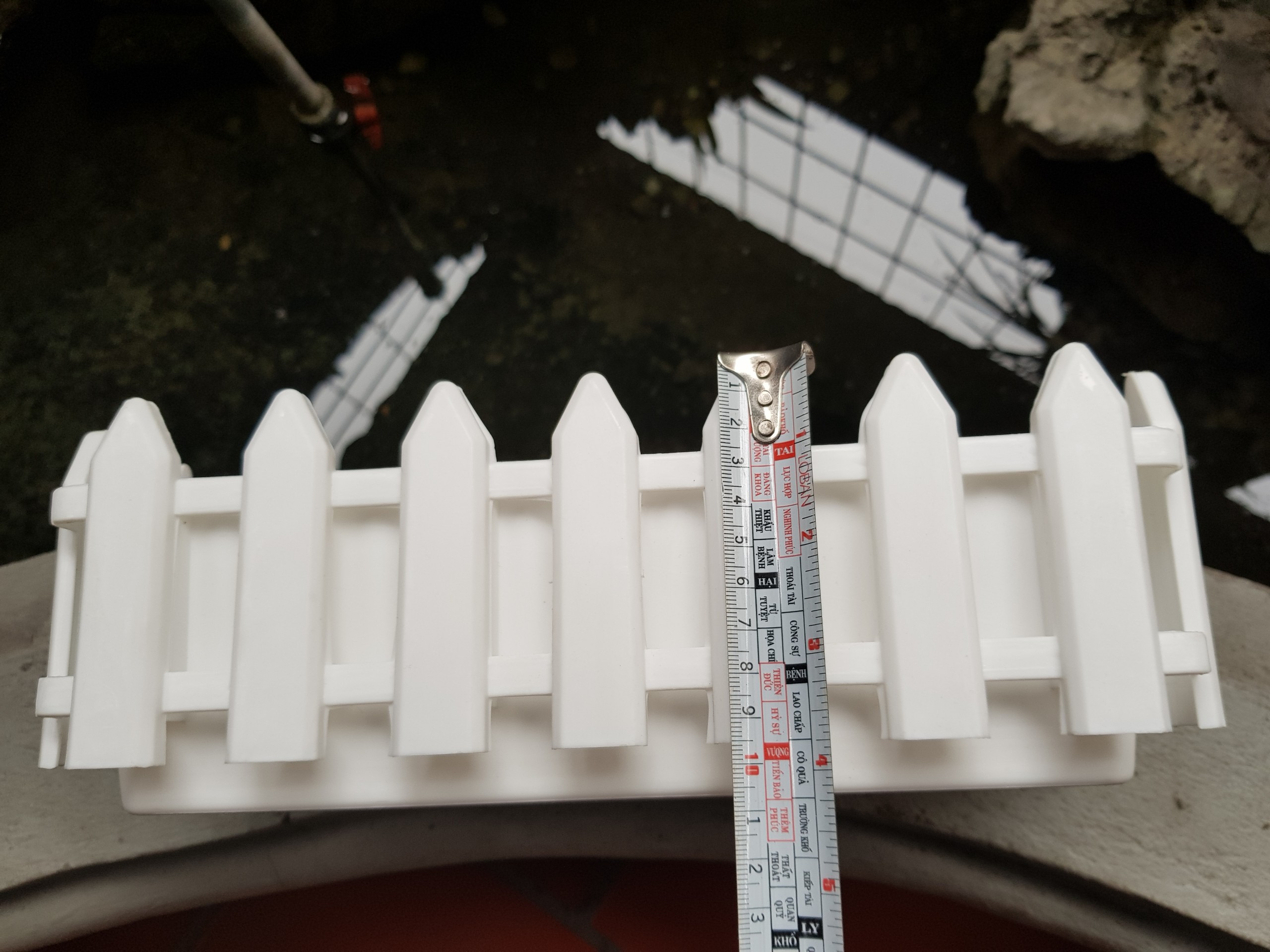 5 Chậu Hàng Rào Trang Trí Màu Trắng Kích Thước 30x14x11cm