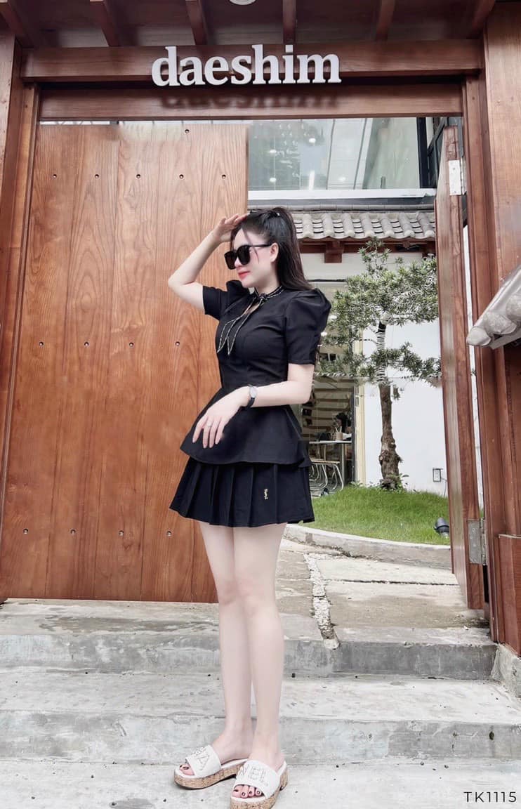 Áo peplum chỉ nổi cột nơ cổ điệu đà, sang trọng