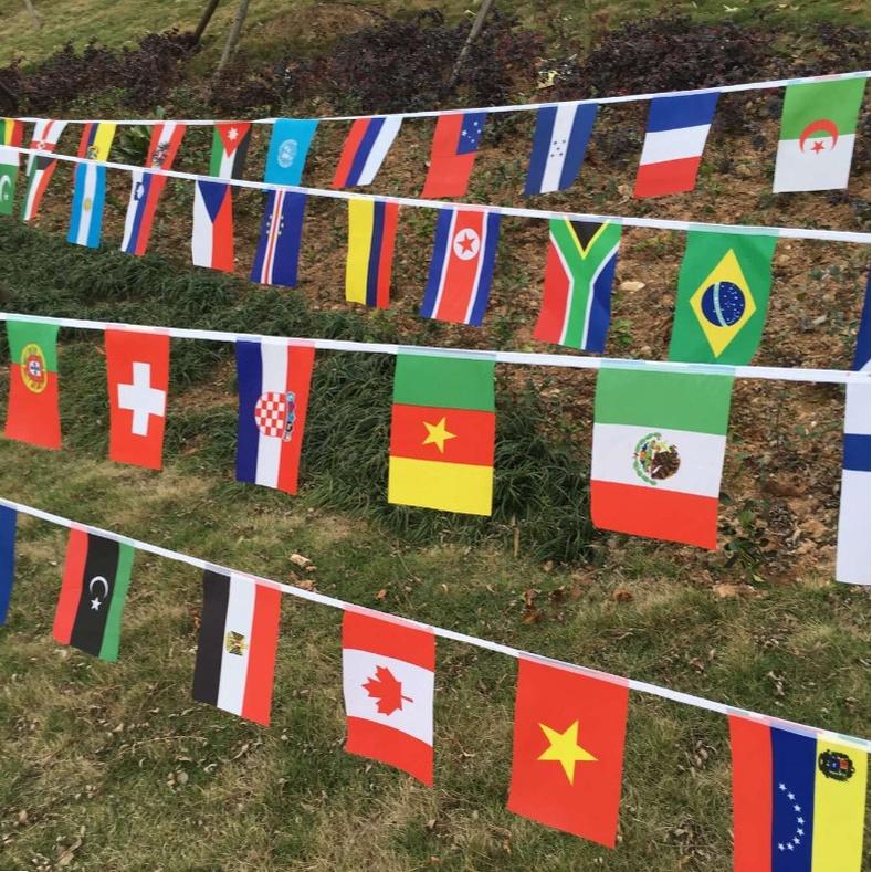 Cờ Dây Các Nước dài 12m gồm 50 lá cờ chất liệu bằng vải in kỹ thuật số
