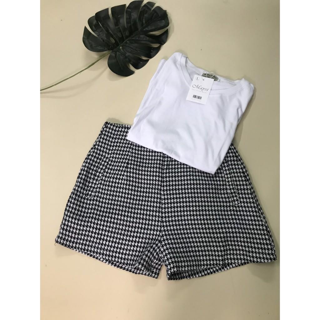 Bộ đồ váy kẻ caro áo cotton trắng năng động đi chơi đi làm