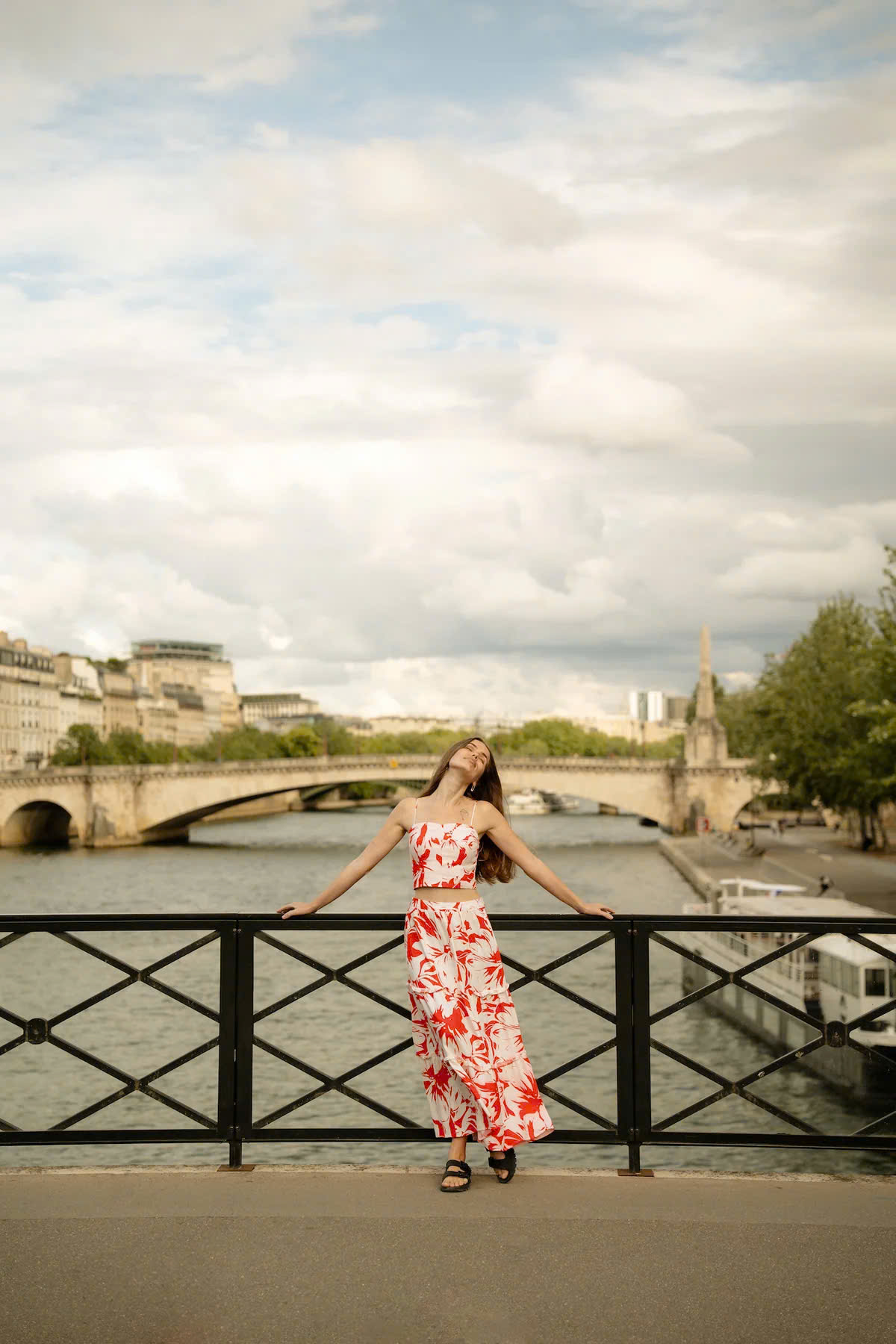 Áo Croptop Hai Dây Phong Diễm, Áo Croptop Bratop Hai Dây Lá Đỏ thời trang thiết kế Hity Top208