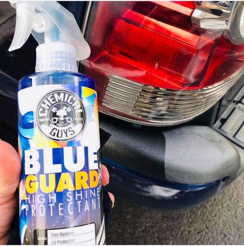 BẢO DƯỠNG PHỤC HỒI ĐỘ MỚI, BÓNG CHO NHỰA VÀ CAO SU CHEMICAL GUYS BLUE GUARD II WET LOOK PREMIUM DRESSING 16OZ 473ML