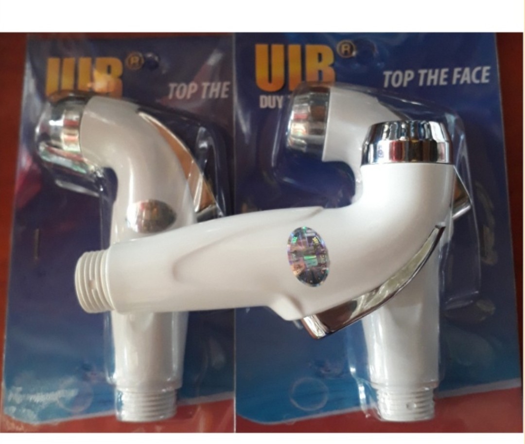 Đầu Vòi Xịt Vệ Sinh Bằng Nhựa - Tay Chìm