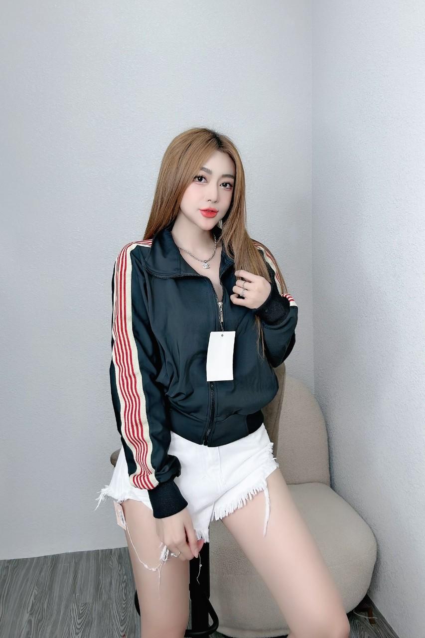 ÁO KHOÁC THUN 2 DA VIỀN SỌC TÚI TRONG TÚI NGOÀI KHÓA KÉO CỰC XỊN CỰC HOT