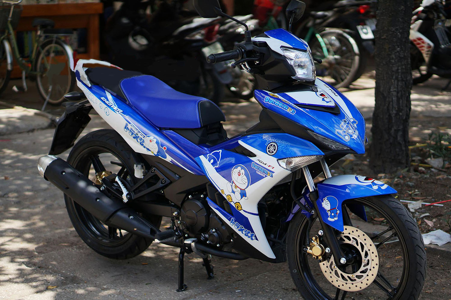 Tem trùm Exciter 150 Doraemon