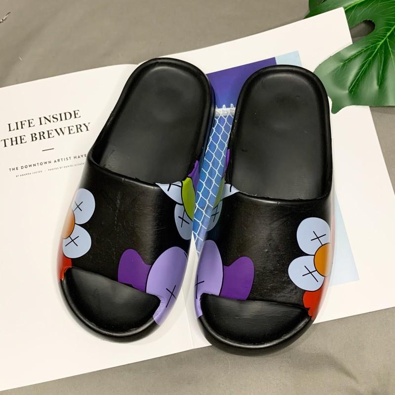 Dép bánh mì quai ngang unisex KAWS NEW - Dép Slide siêu nhẹ (form nhỏ) IDEP - DL074