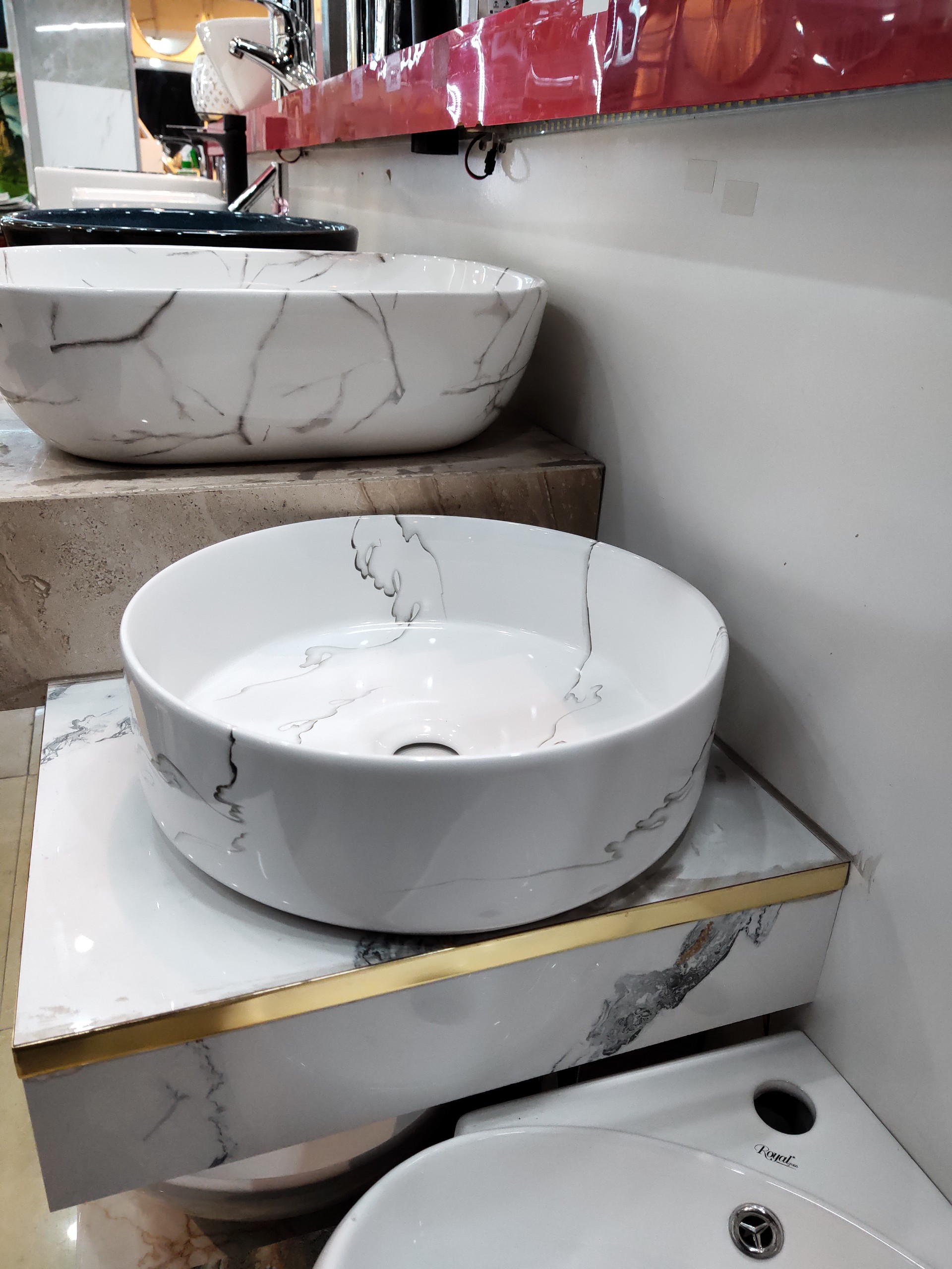 CHẬU LAVABO ĐẶT BÀN HÌNH TRÒN VÂN KHÓI1