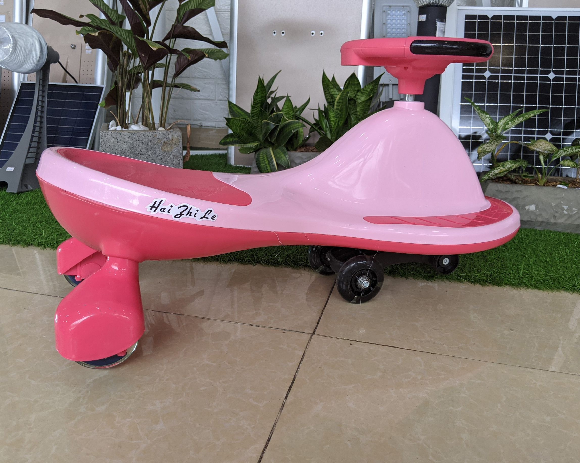 Xe lắc tay cho bé có nhạc BABY PLAZA HZL-929