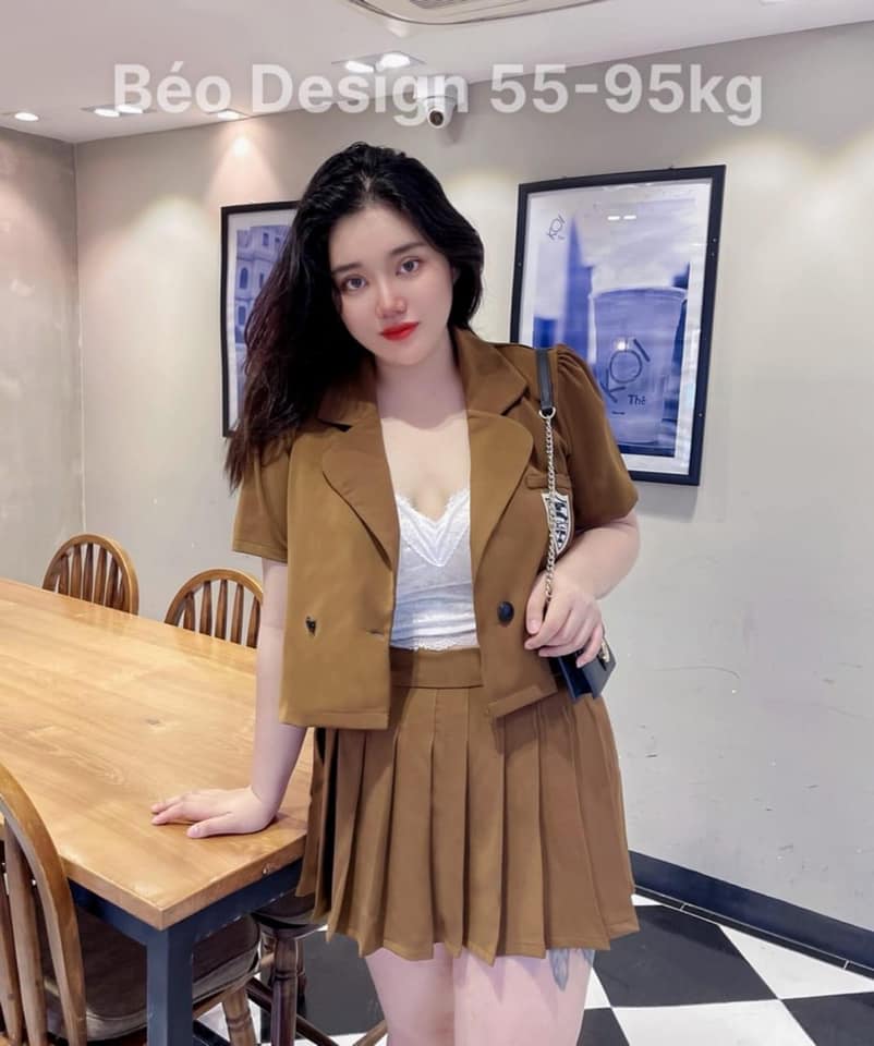 Áo vest tay ngắn chân váy xếp ly bigsize