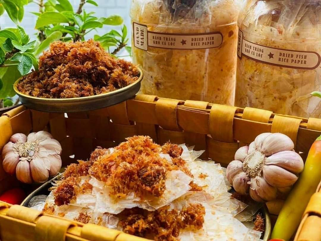 Bánh Tráng Trộn Tôm Khô Cháy Tỏi DTFood - Hộp 370g