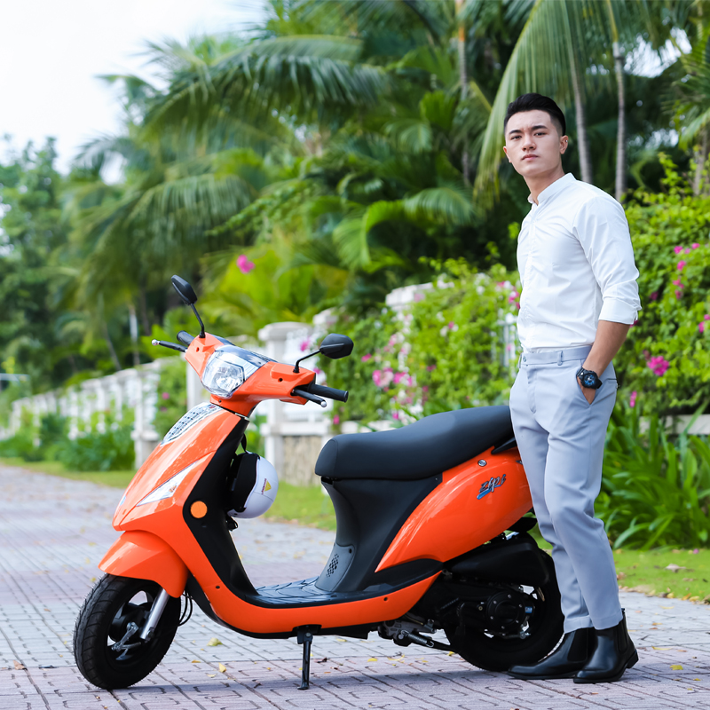 Xe Zip 50cc màu vàng cam