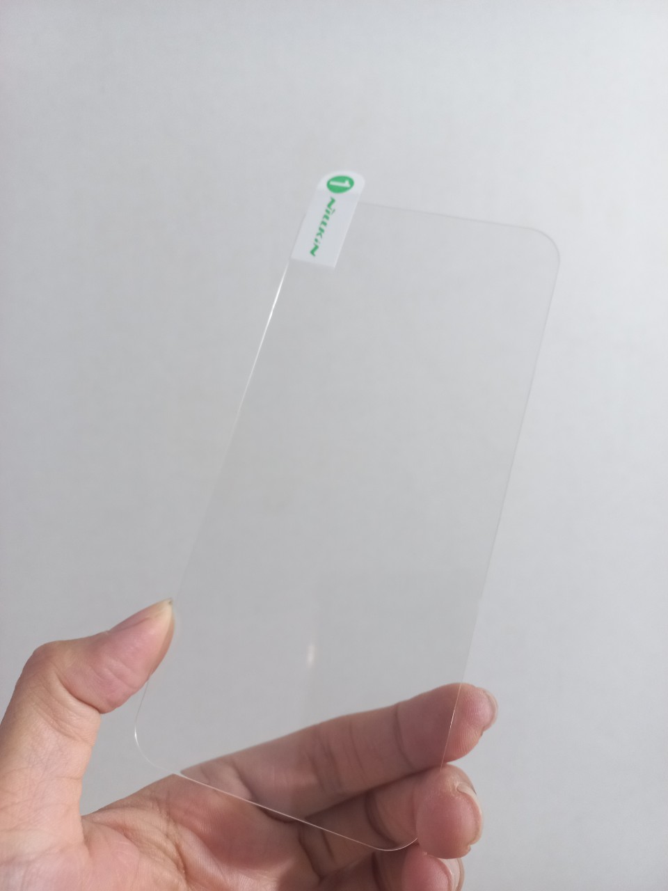 Kính cường lực chống chói 0.2mm cho iP 15 Pro 15Pro Max full trong suốt không viền Nillkin Amazing H+PRO _ Hàng chính hãng