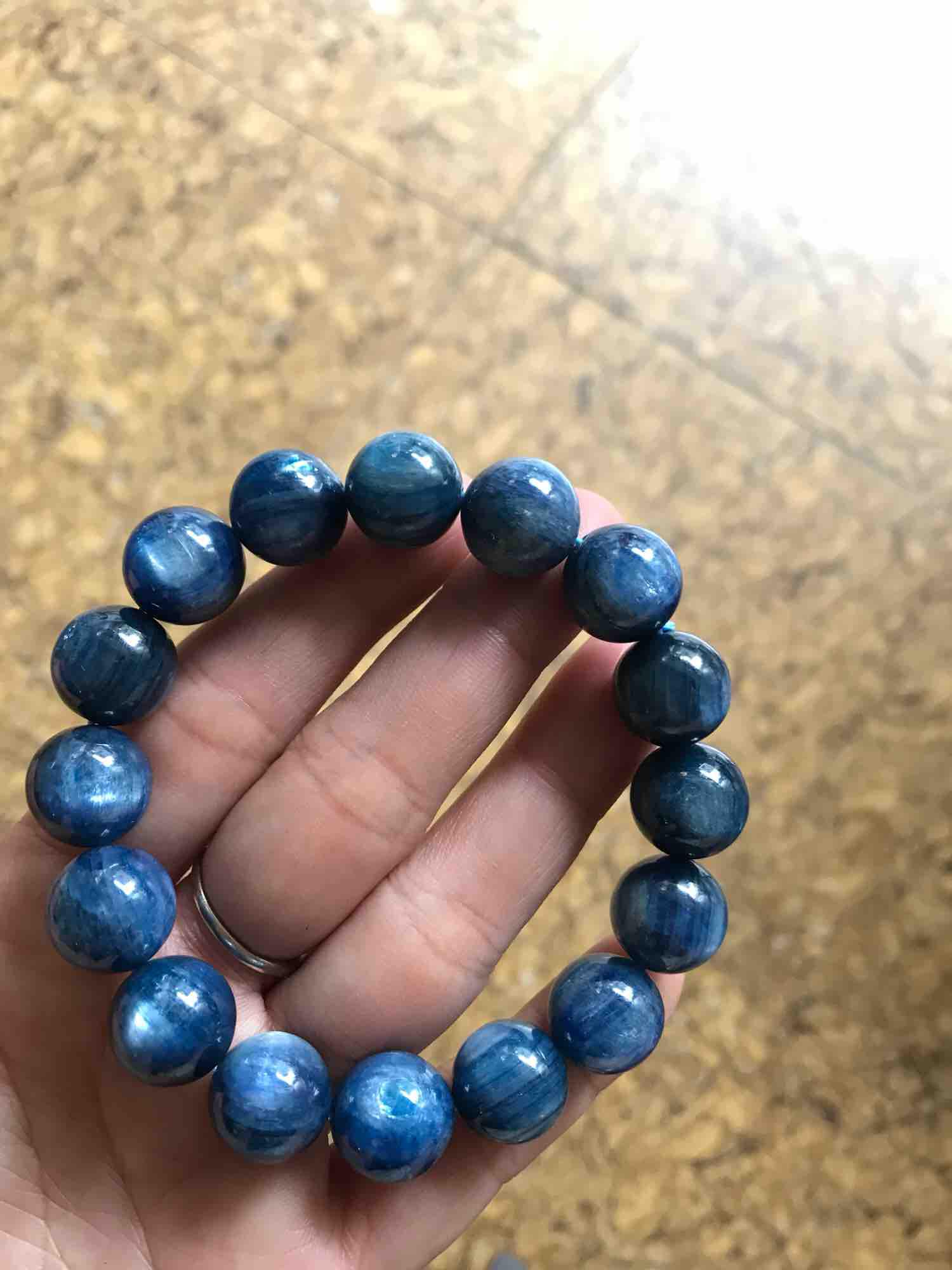 VÒNG KYANITE ĐẸP 13LY5 NAM mệnh THUỶ MỘC