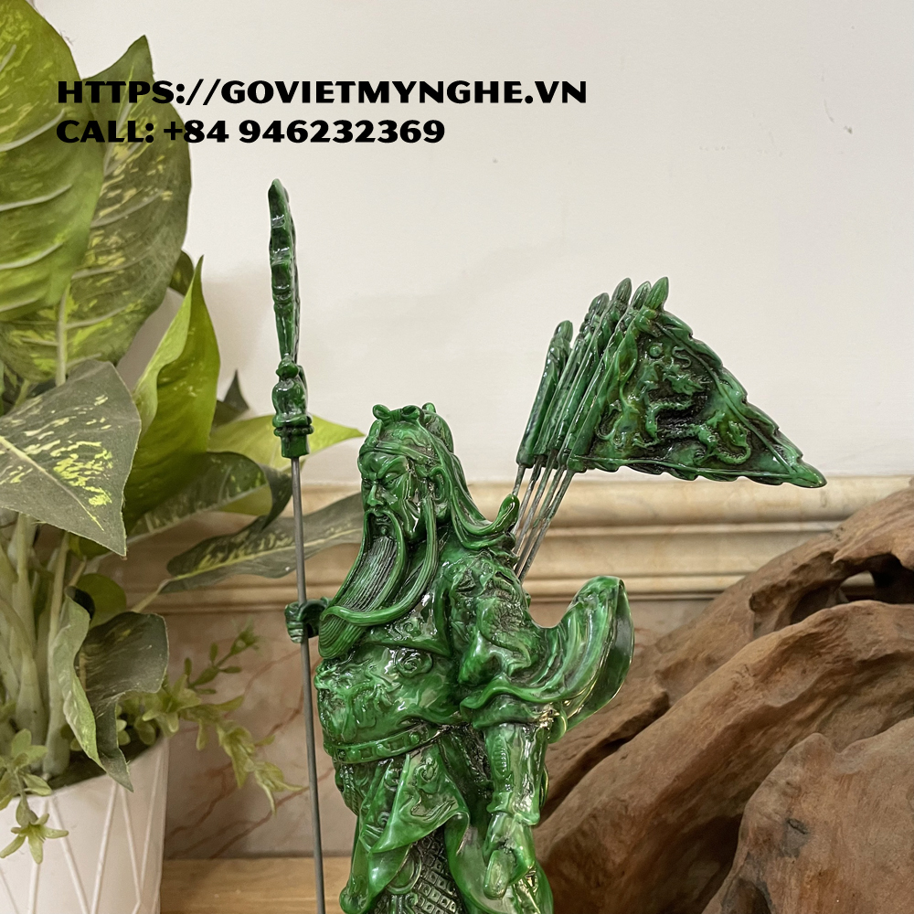 Tượng đá trang trí phong thủy tượng Quan Công cầm đao Ngũ Long - Cao 30cm - Màu Xanh Lục Bích