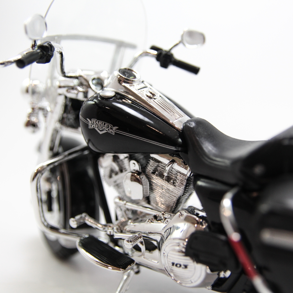 Mô Hình Xe Harley Davidson 2013 FLHRC Road King Classic Black 1:12 Maisto MH - 32322