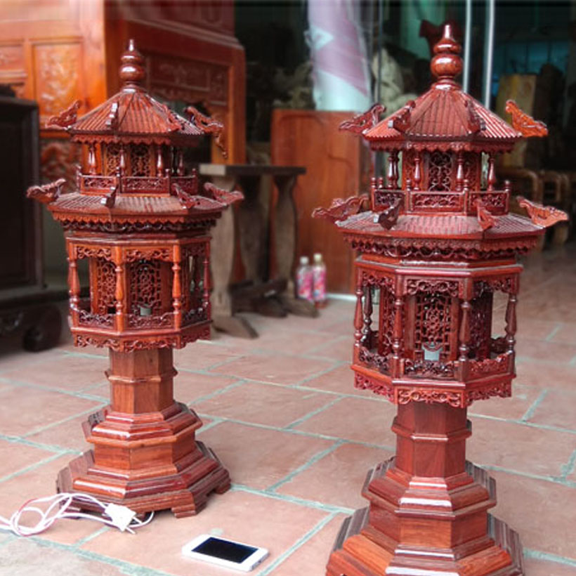 Đèn lồng gỗ hương cao 81x32 trang trí