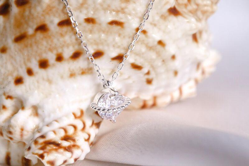 Vòng cổ Bling It Mặt sao Thổ bạc BIVC198