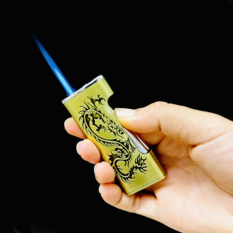 Bật lửa hộp quẹt khè bấm ngang khắc chìm hình rồng - xài gas