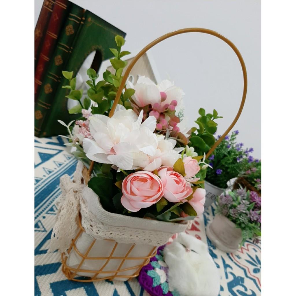 Giỏ hoa hồng giả phong cách châu âu TMZ87890