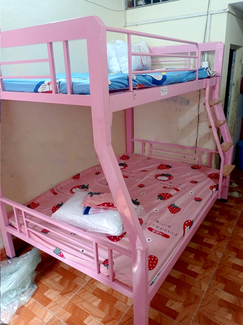 Giường sắt tầng hộp vuông sắt 4x8 kích thước 1M2 X 1M4 dài 2M