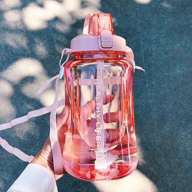 Sức Chứa Lớn 2000ML Nước Hoạt Hình Di Động Thể Thao Chai Có Ống Hút Cắm Trại Đi Xe Đạp Nhựa Dẻo Du Lịch Nước Drinkware