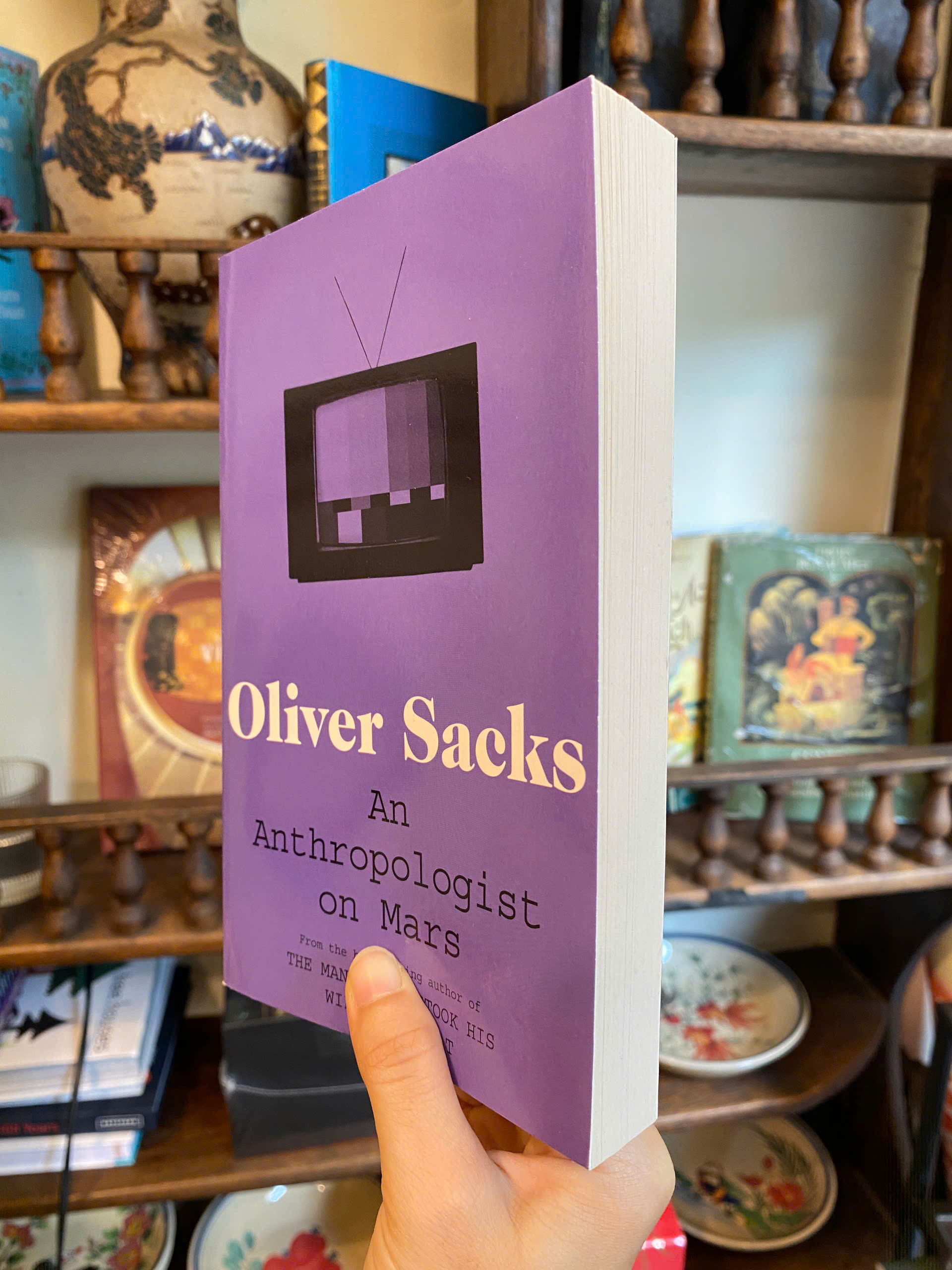 Sách - An Anthropologist on Mars by Oliver Sacks - Nonfiction/Science book in English - Ngoại Văn