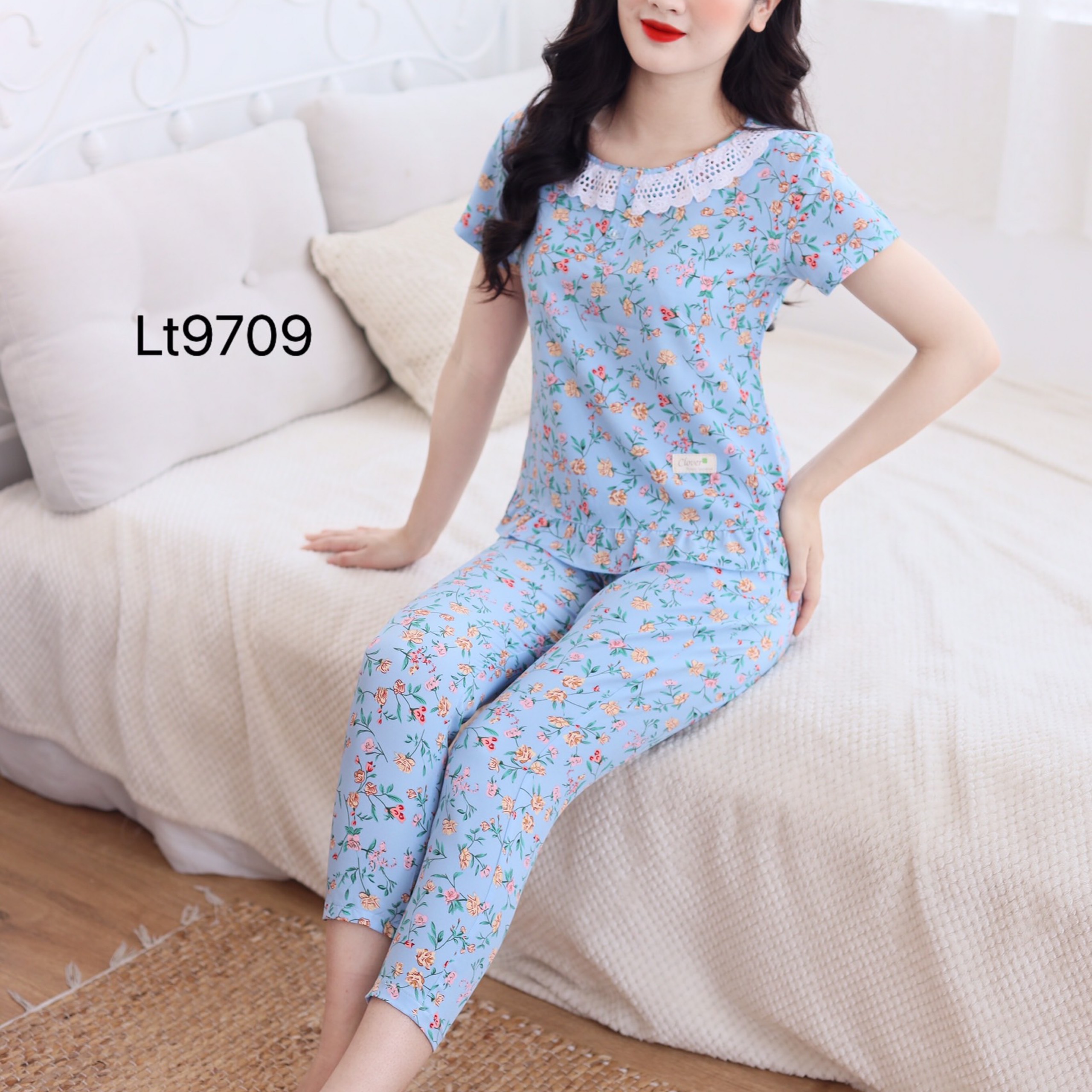 Quần Áo Mặc Nhà, Đồ Bộ Sau Sinh Chất Liệu Lụa Họa Tiết Hoa Lá đẹp Mềm Mại