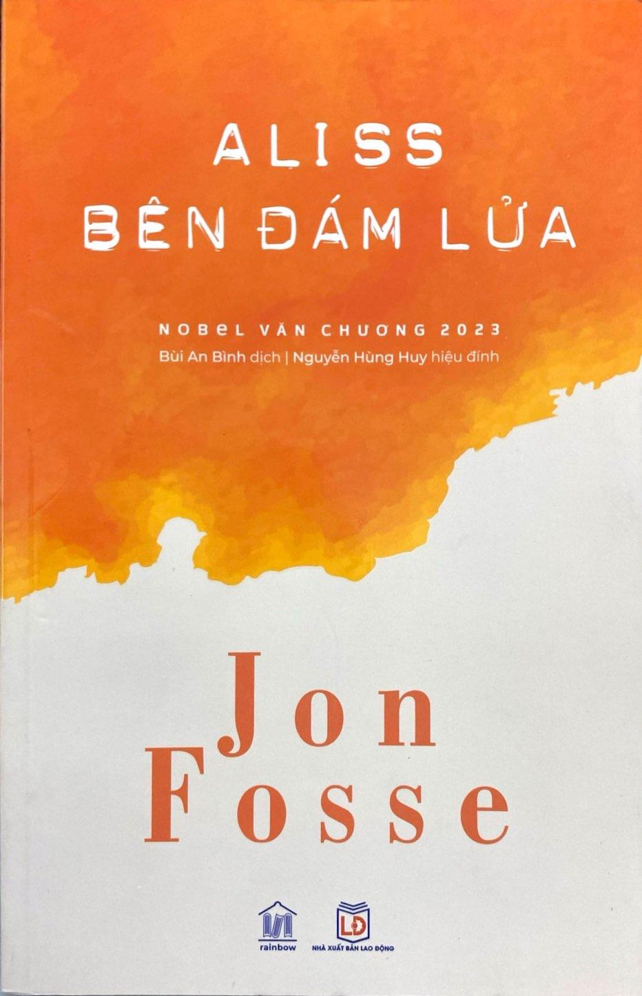 Sách - Aliss Bên Đám Lửa