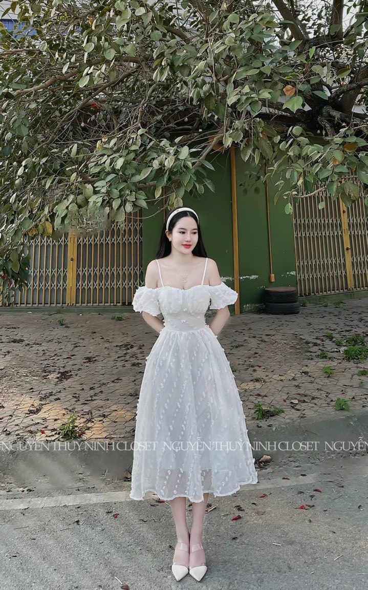 ĐẦM 2 DÂY TRỄ VAI BÔNG NỔI(CÓ MÚT) 3 MÀU Y HÌNH