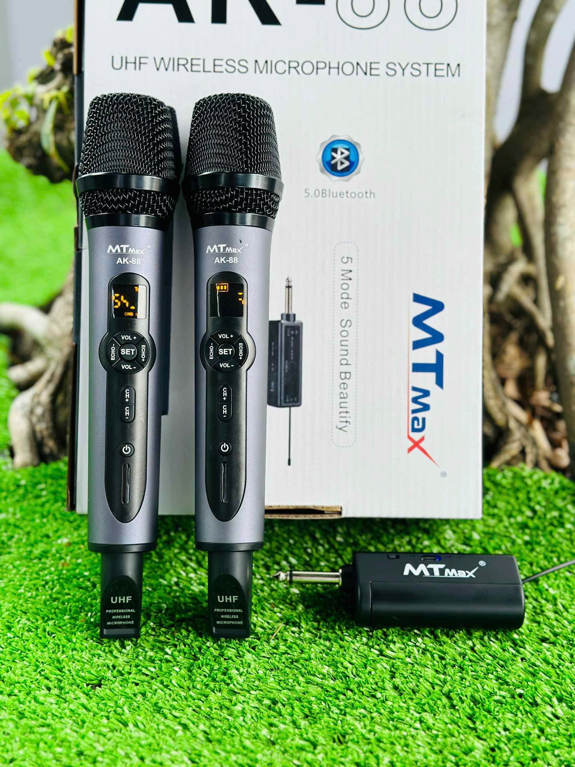 Siêu phẩm Micro không dây karaoke AK88 bắt tiếng cực nhạy tích hợp sẵn echo vang volum trên thân micro   thiết kế sang trọng cao cấp hàng nhập khẩu